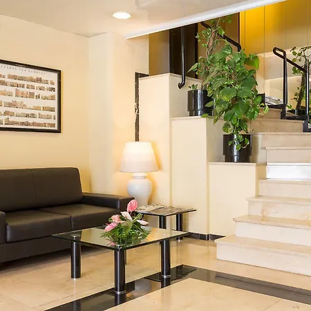 Bertran Aparthotel 3*