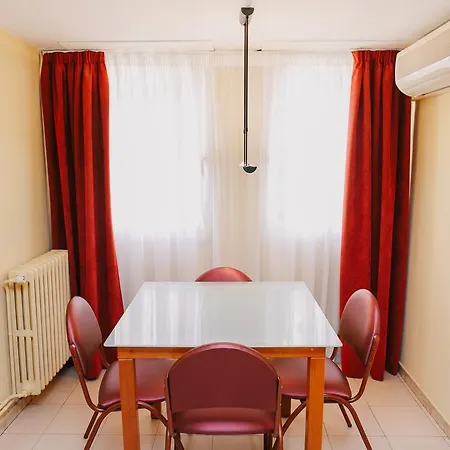 Lägenhetshotell Bertran 3*