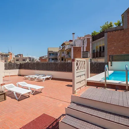 Apartahotel Bertrán 3*