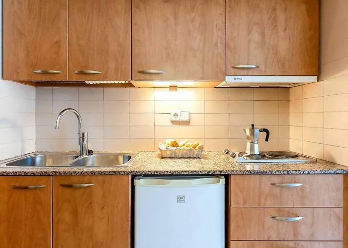 Bertrán Apartahotel 3*