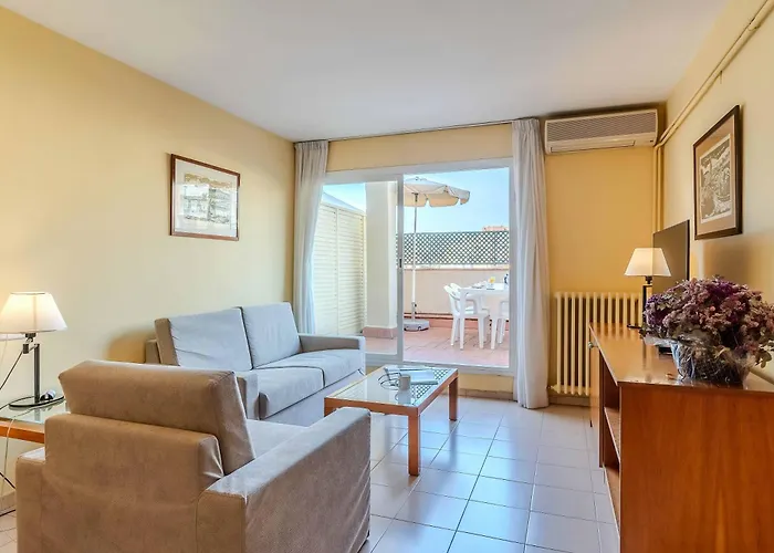 Bertrán Aparthotel